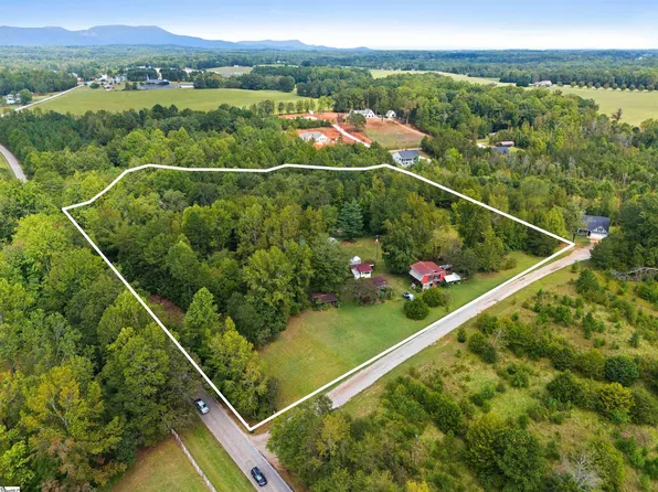 3888 Pennington Rd, Greer, SC 29651