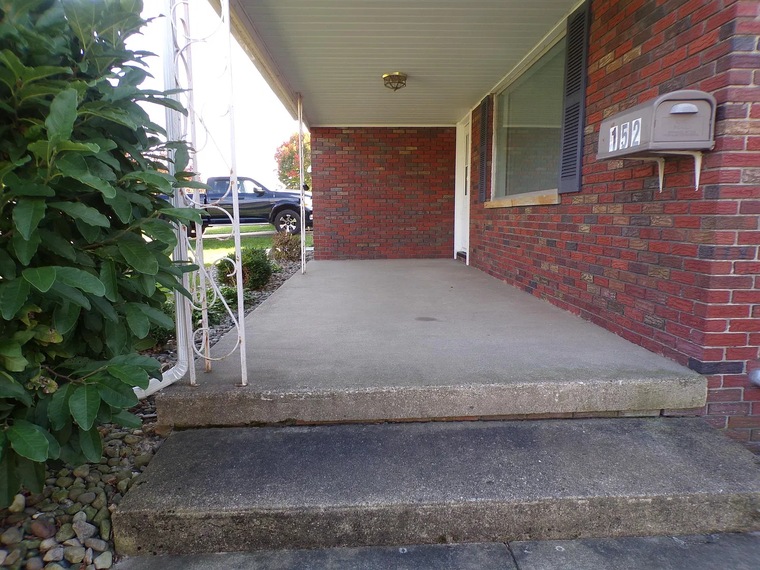 3 bed, 1734 sqft, $1,700 — Photo 2