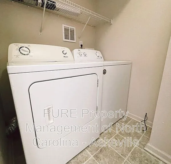 16 Evergreen Ave #A — Photo 19