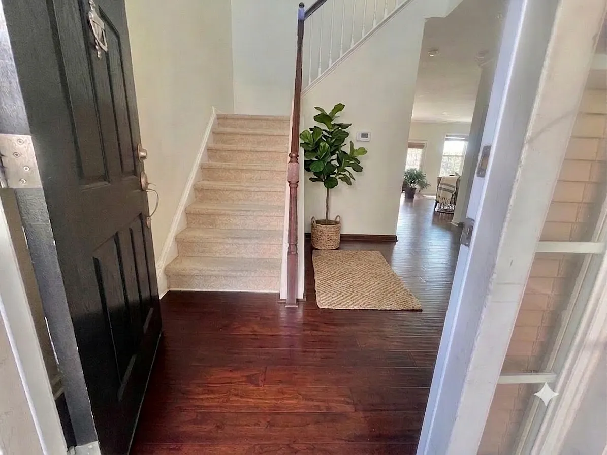 4 bed, 2100 sqft, $2,399 — Photo 3