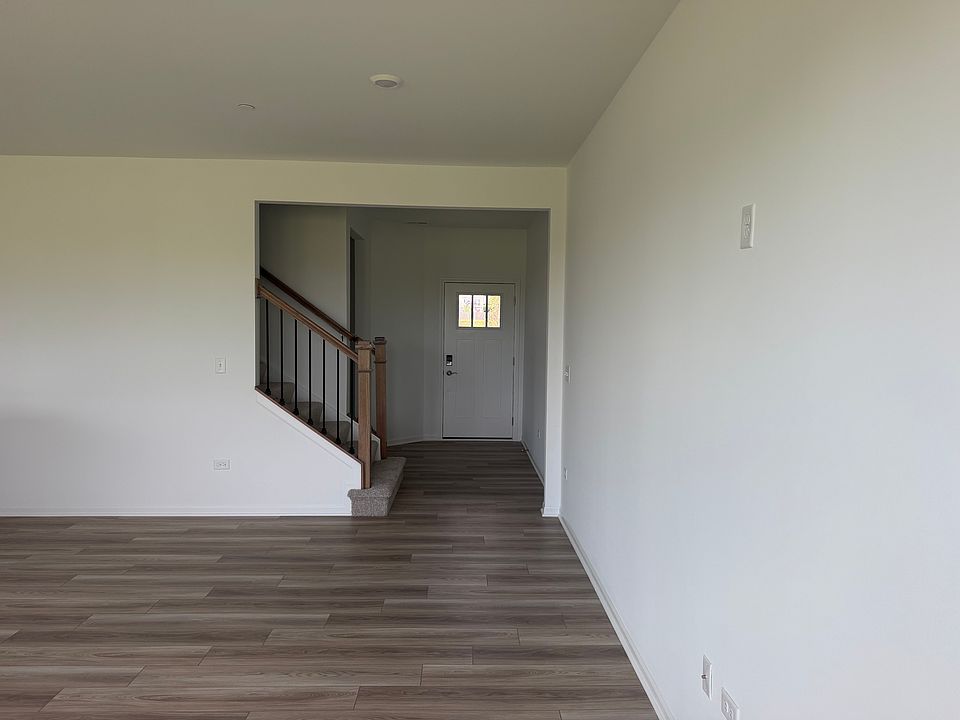 1st image of 1019 Shagbark Ln #1019