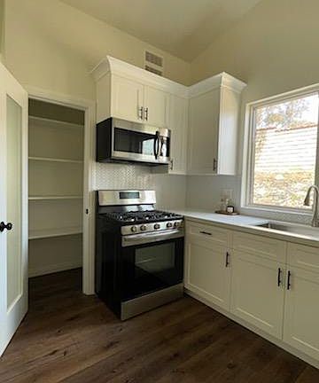 5th image of 27865 Haycreek Ave