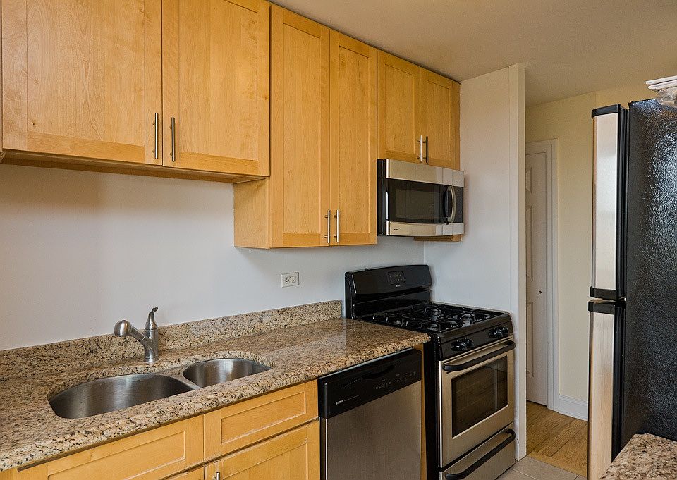 1st image of 341 10th St #7EKF