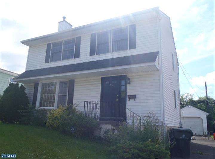 2nd image of 1439 Birchwood Ave