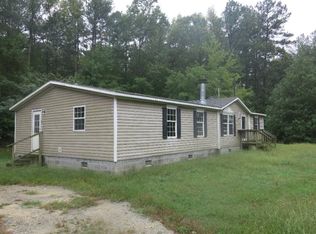 228 Coral Dr, Heathsville, VA