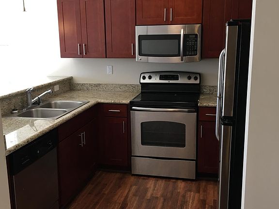 5th image of 20318 15th Ave NE APT 207