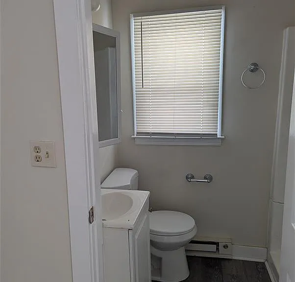 16 Village St #D — Photo 5