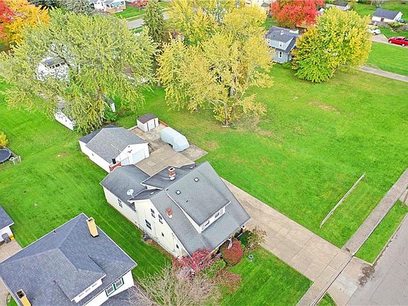 5th image of 1638 Bancroft Ave