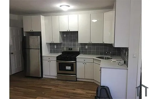 2065 Ryer Ave #1 Photo 1