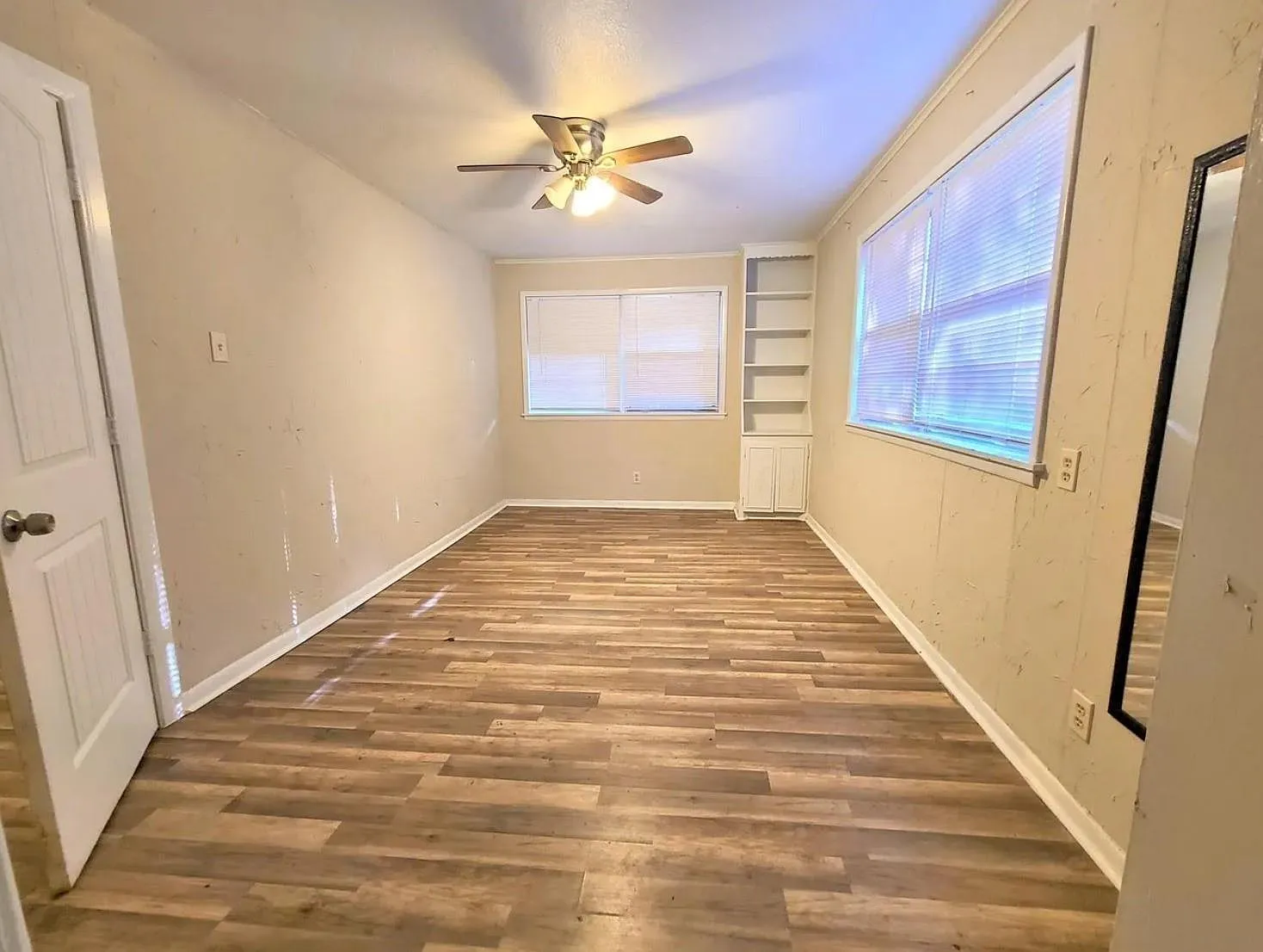 3 bed, 2212 sqft, $1,500 — Photo 1
