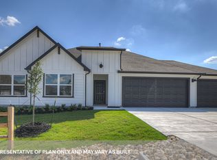 389 Diehl Dr, Lockhart, TX 78644