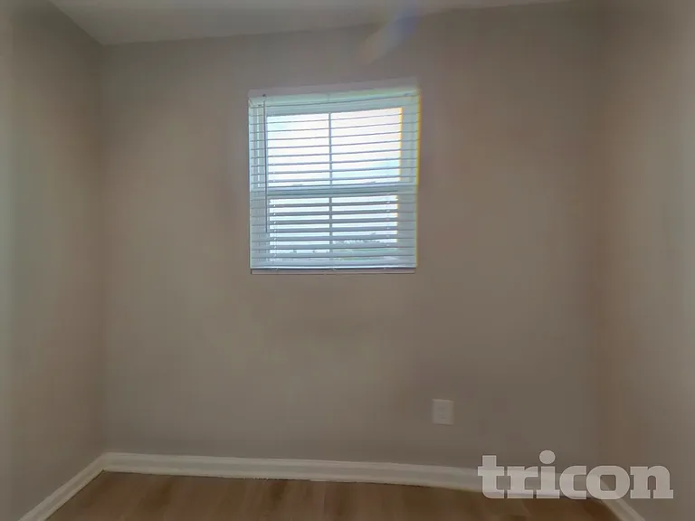 656 McCormick Ln — Photo 16