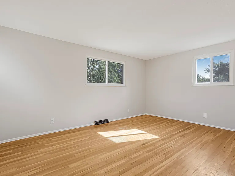 552 Allview Ct — Photo 26