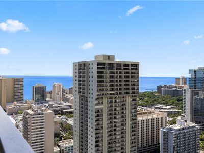 445 Seaside Ave APT 4110, Honolulu, HI, 96815