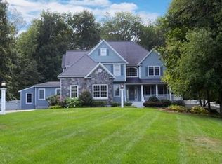 26 High Ridge Rd, Topsfield, MA 01983