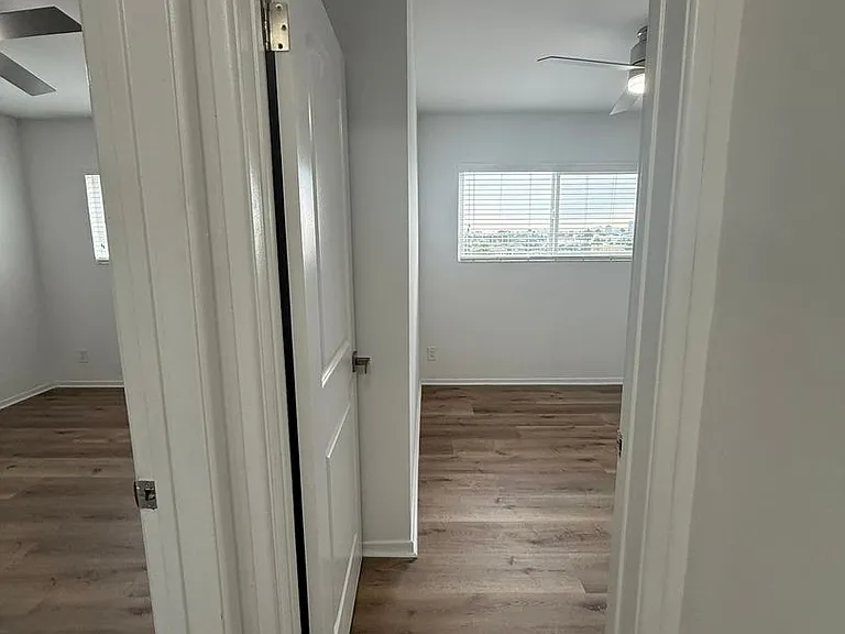1179 Crenshaw Blvd — Photo 29