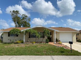 7207 Fairfax Dr, Port Richey, FL 34668