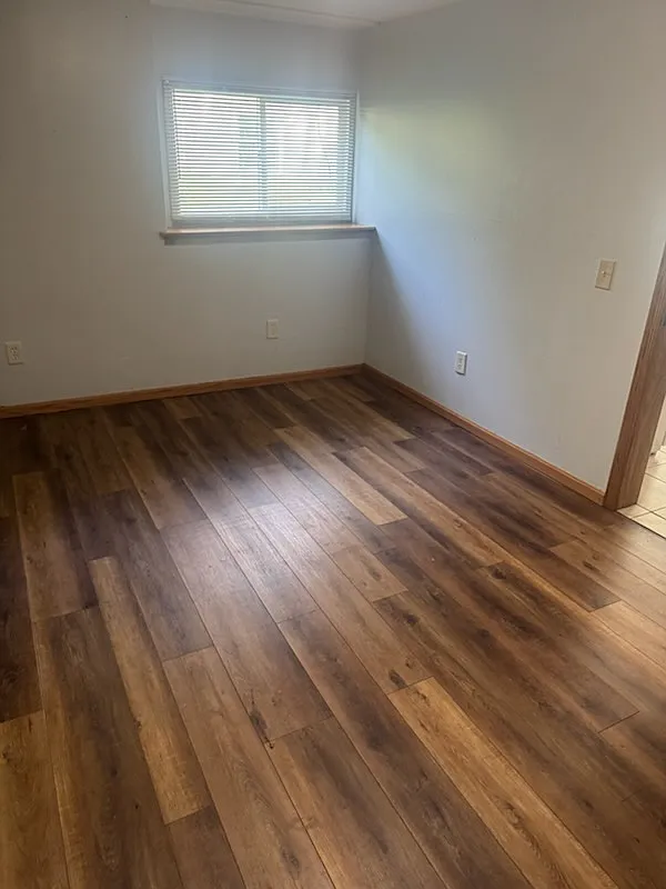1 bed, 1000 sqft, $1,100 — Photo 4