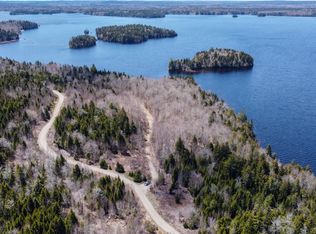 7-11 Peninsula Rd, Dennysville, ME 04628