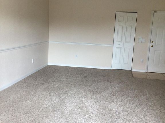 Spacious living and dining area