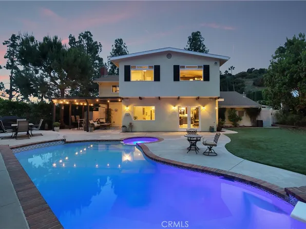 1410 Thurlene Rd, Glendale, CA 91206