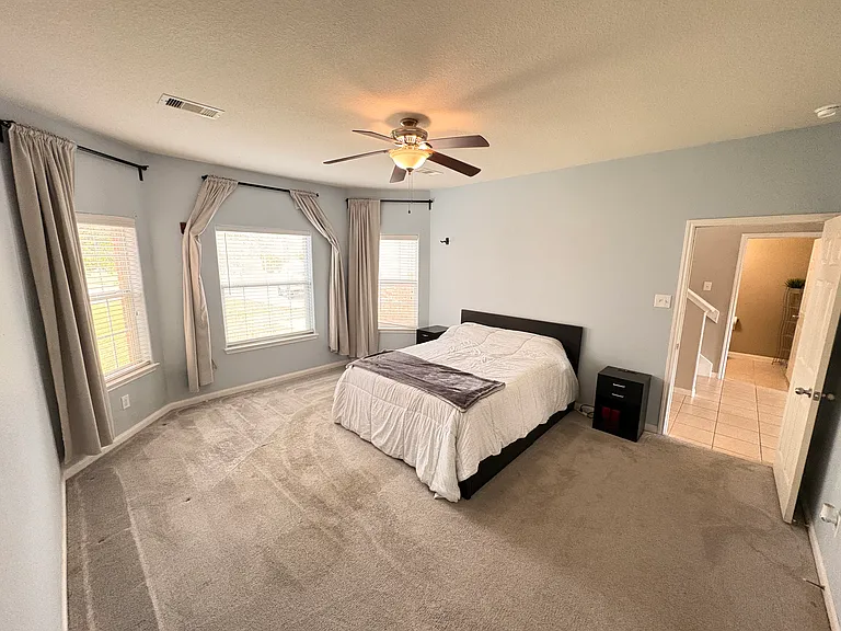 9807 Opal Rock Dr — Photo 13