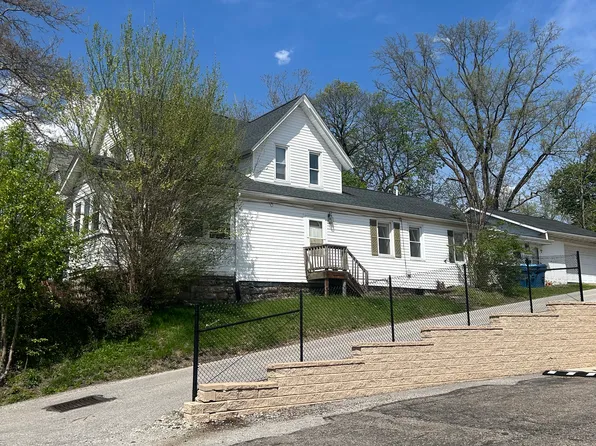 335 N Water St #B, Kent, OH 44240