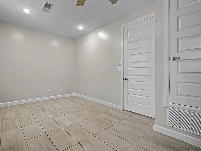 452 Vin Benicarlo Pl — Photo 7