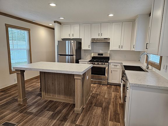 2nd image of 2101 SW 38th St Lot 13