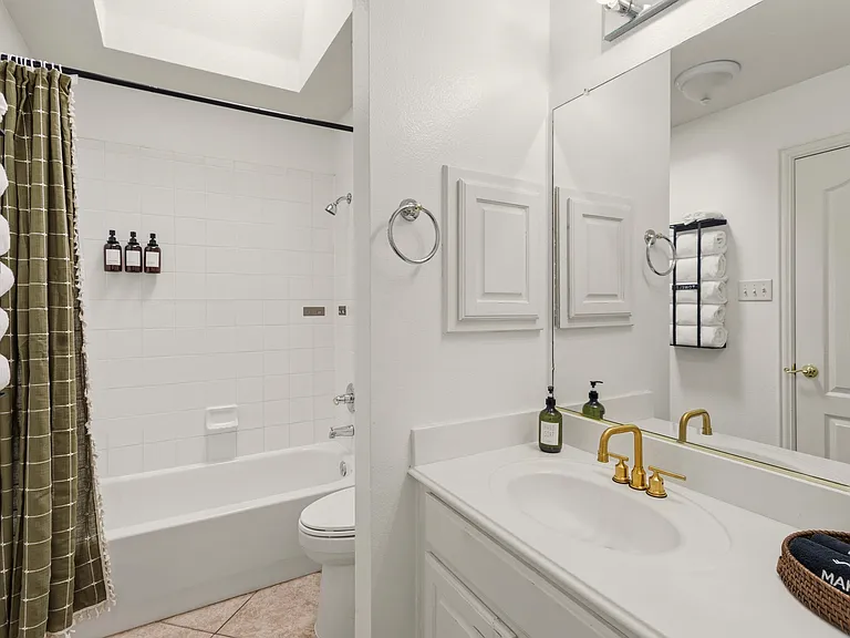 3610 Sadge Ln — Photo 39