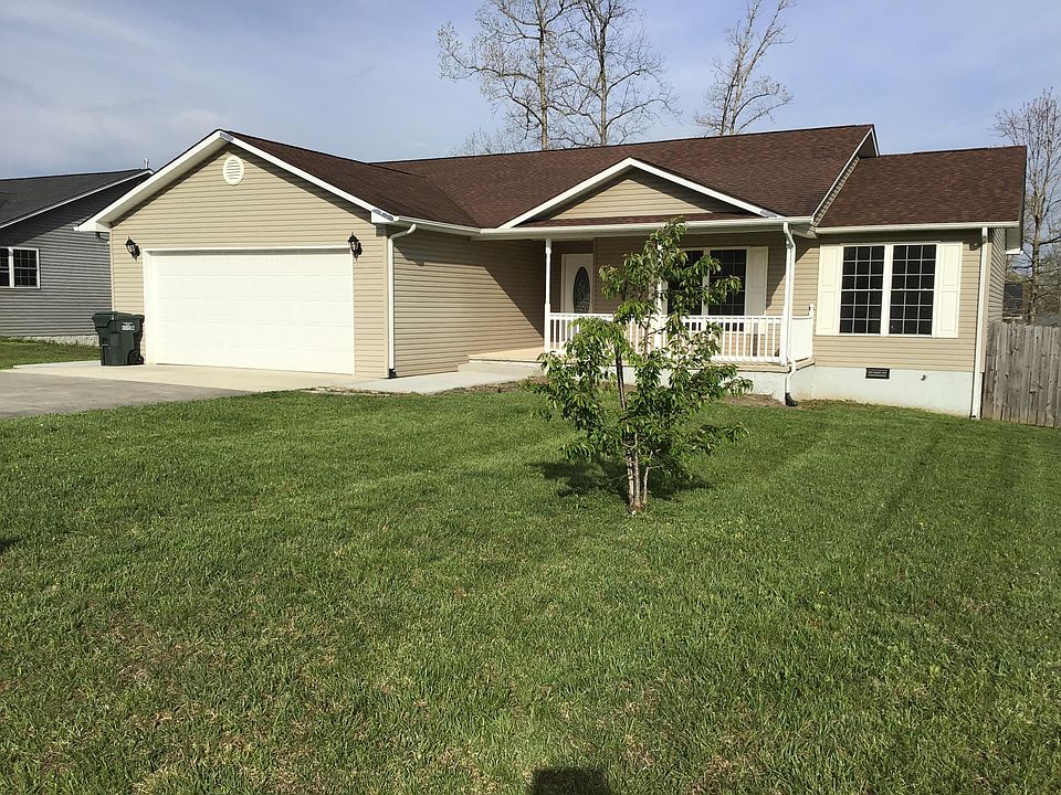1st image of 31 Hunter Dr