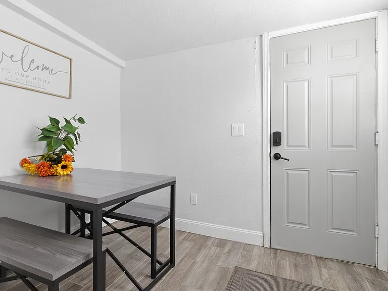 308 W Amelia Ave #5 — Photo 11