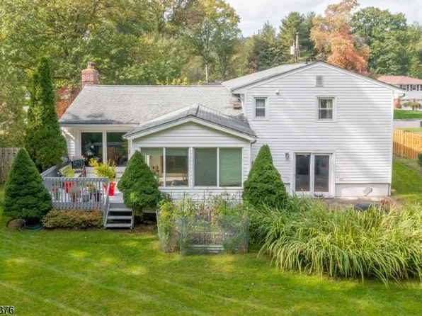 274 Woodbine Cir, New Providence Boro, NJ 07974