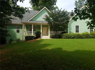 150 Wood Crest Ln, Hoschton, GA 30548