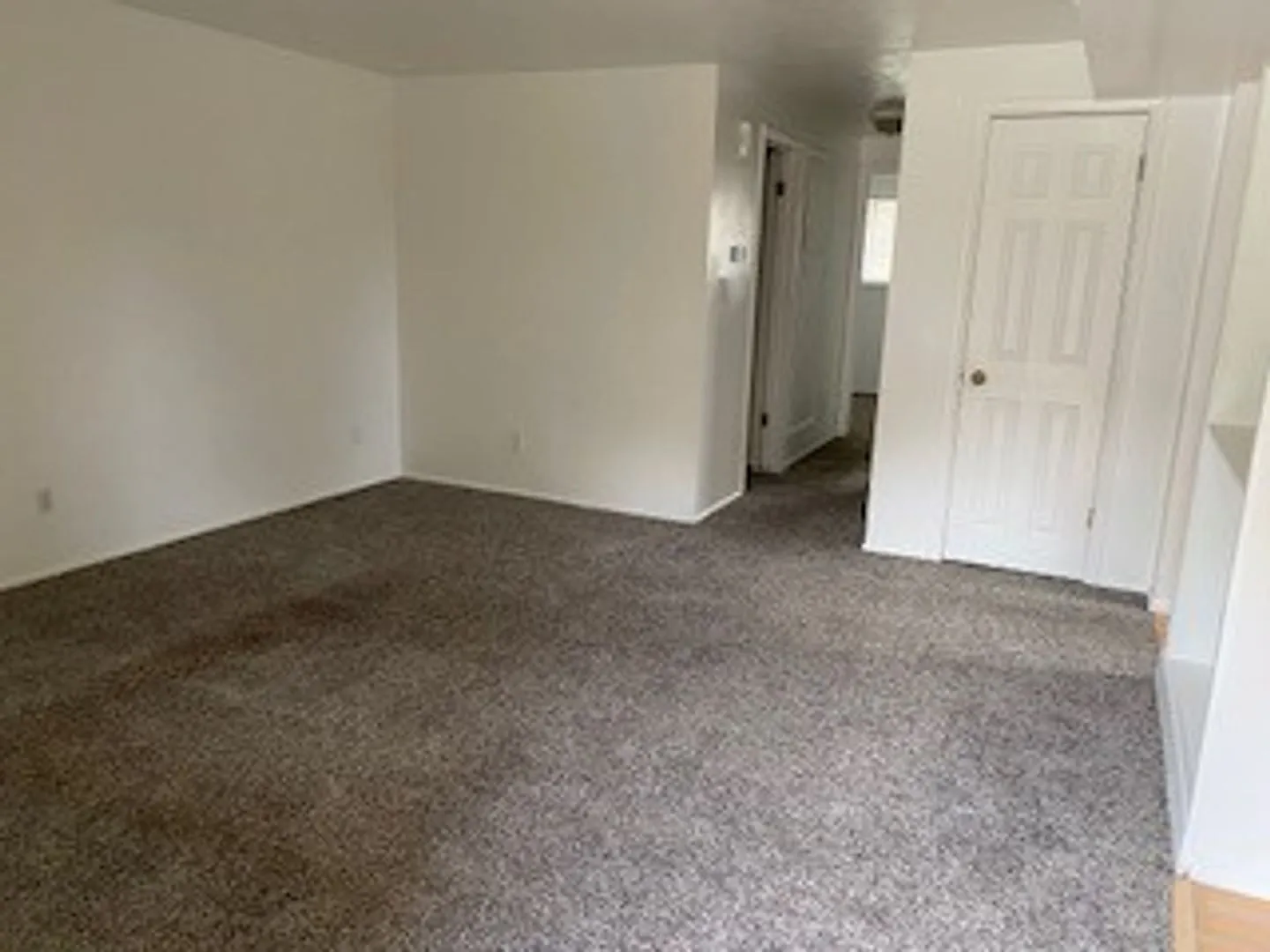 ReddB 801 — Photo 2