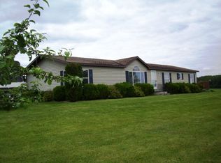 8580 Maple Ln, Brussels, WI 54204
