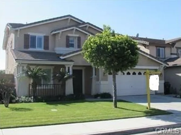 16841 Cascades Pl, Fontana, CA 92336