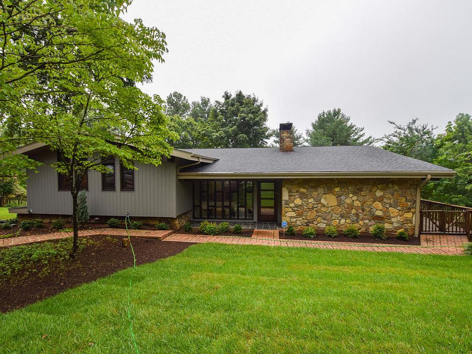1st image of 5932 Blackhorse Ln