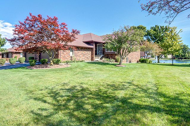 2nd image of 8900 Clearview Dr