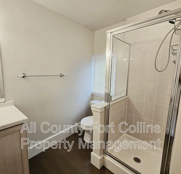4237 Main St — Photo 11