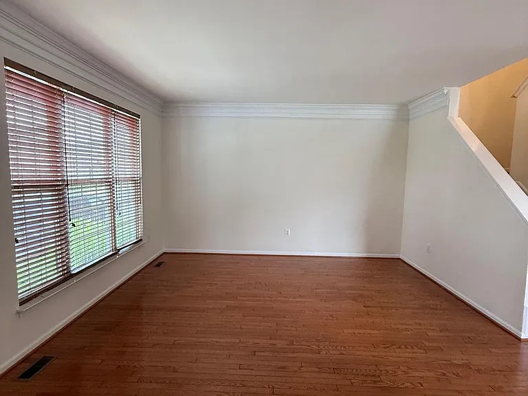 108 Davidson St — Photo 5