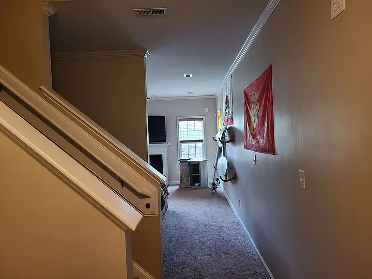 302 Bonnie Ct — Photo 2