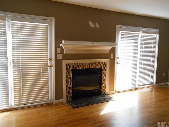 4th image of 72 39th Avenue Dr NW