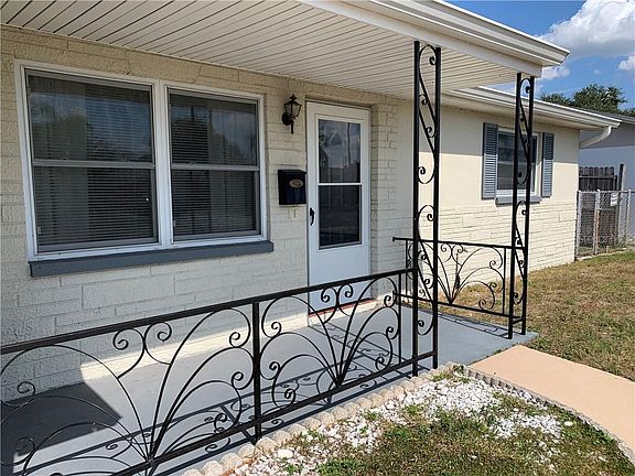 2nd image of 3137 Holiday Lake Dr