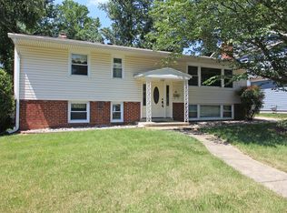 102 Yeonas Dr SE, Vienna, VA 22180