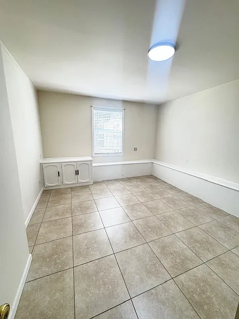 2 bed, $2,650 — Photo 3