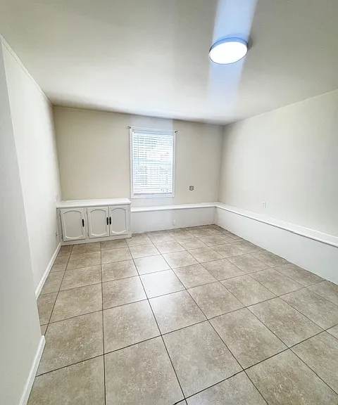 166 Nueva Ave #A — Photo 3