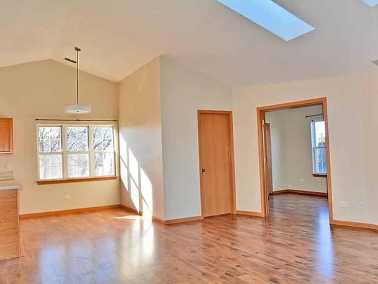 2527 Sheehan Dr #202 — Photo 6
