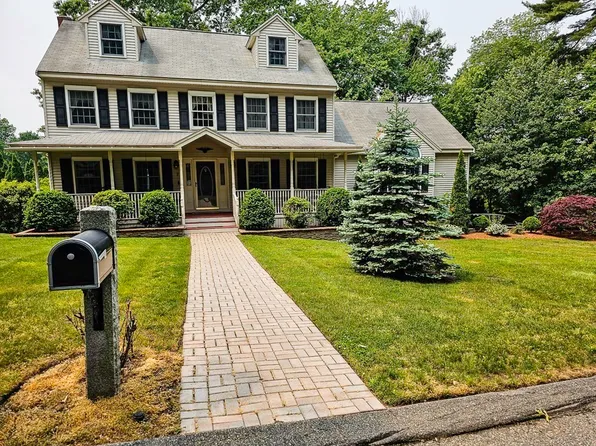 7 Dyer St, Billerica, MA 01821