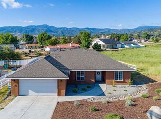 20840 Brentwood Dr, Tehachapi, CA 93561